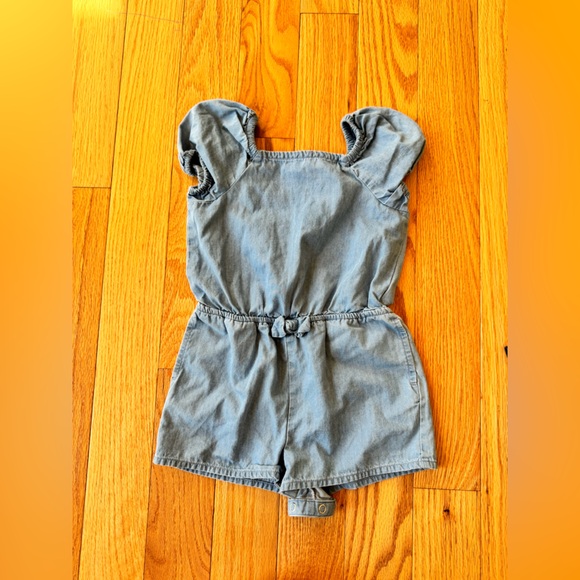 Girls 2T Bundle - Picture 2 of 13